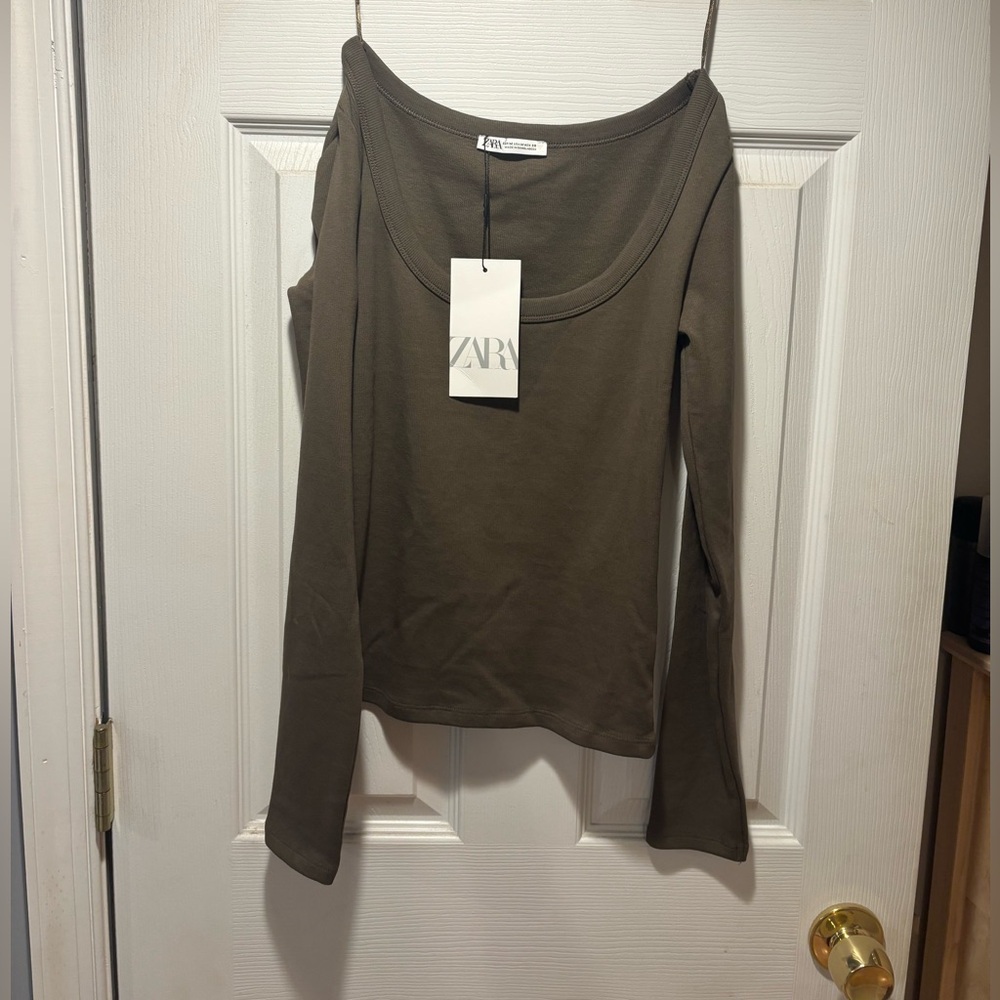 Zara Olive round neck  Long Sleeve Top